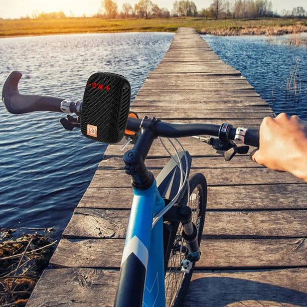 Frazcom 5W Bluetooth Bike Speaker Waterproof IPX5 - Multiple Colors - FM Radio & TWS